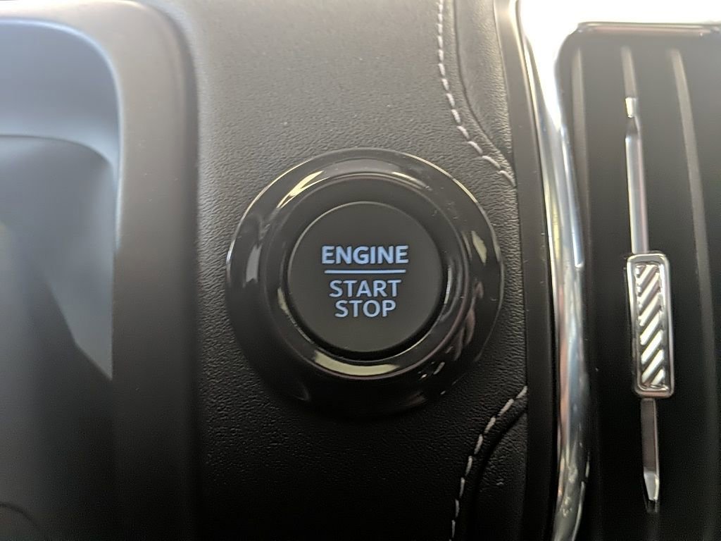 Certified 2025 Ford Expedition Max Platinum image 30