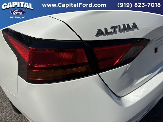 Used 2025 Nissan Altima 2.5 SV AWD/4WD image 15
