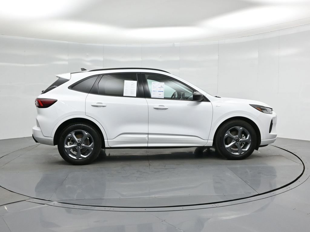 Certified 2023 Ford Escape ST-Line w/ Equipment Group 301A image 11