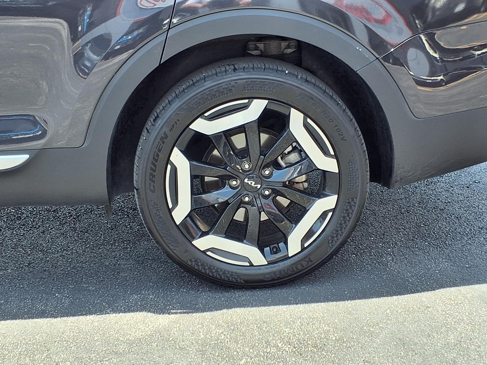 Used 2025 Kia Telluride S FWD image 9