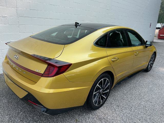 Used 2020 Hyundai Sonata SEL Plus w/ Tech Package image 3