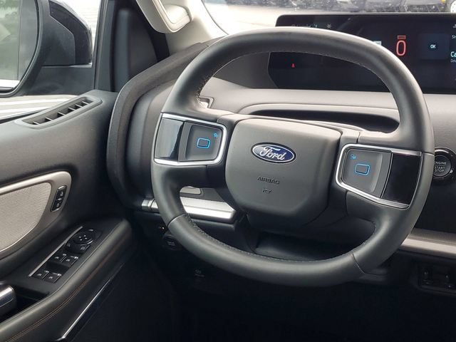Certified 2025 Ford Expedition Max Active AWD/4WD image 27