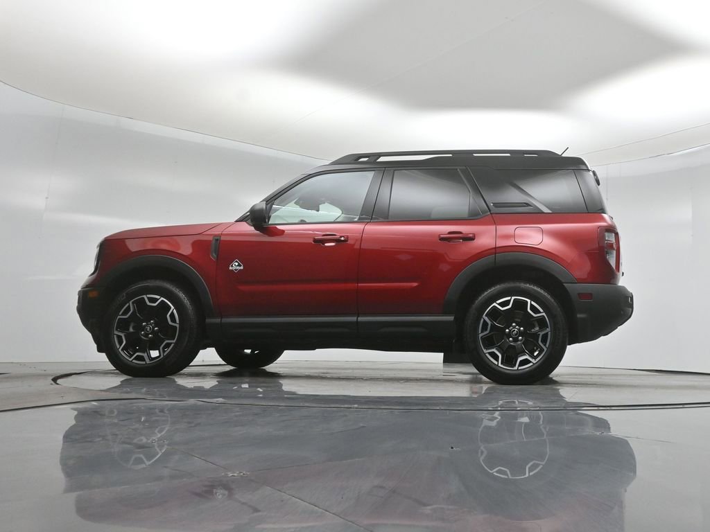 Certified 2025 Ford Bronco Sport Outer Banks w/ Outer Banks Tech Package+ AWD/4WD image 53