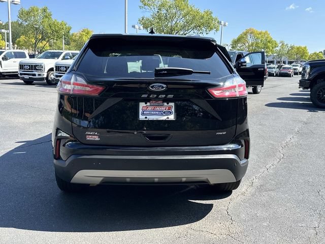 Certified 2024 Ford Edge SEL w/ Convenience Package AWD/4WD image 10