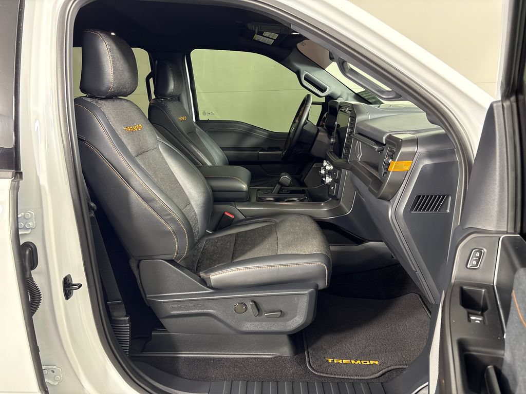 Certified 2025 Ford F150 Tremor AWD/4WD image 7