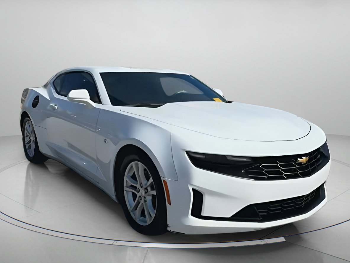Used 2020 Chevrolet Camaro LS image 28