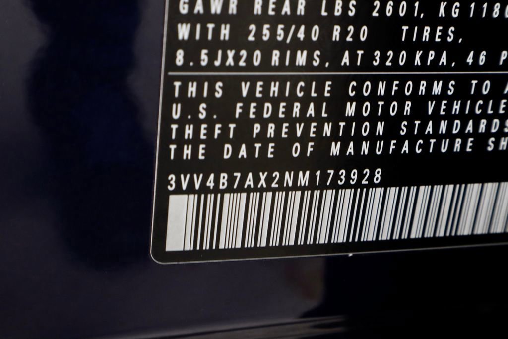 Used 2022 Volkswagen Tiguan SEL R-Line image 38