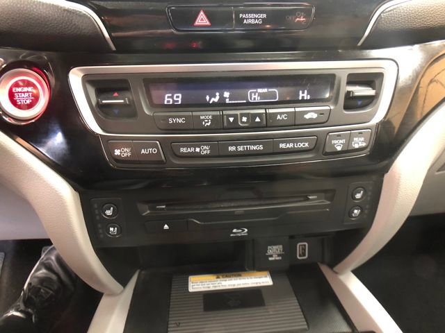 Used 2019 Honda Pilot Elite image 18