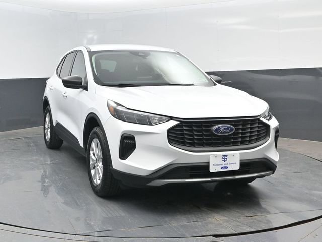 Certified 2025 Ford Escape Active AWD/4WD image 2
