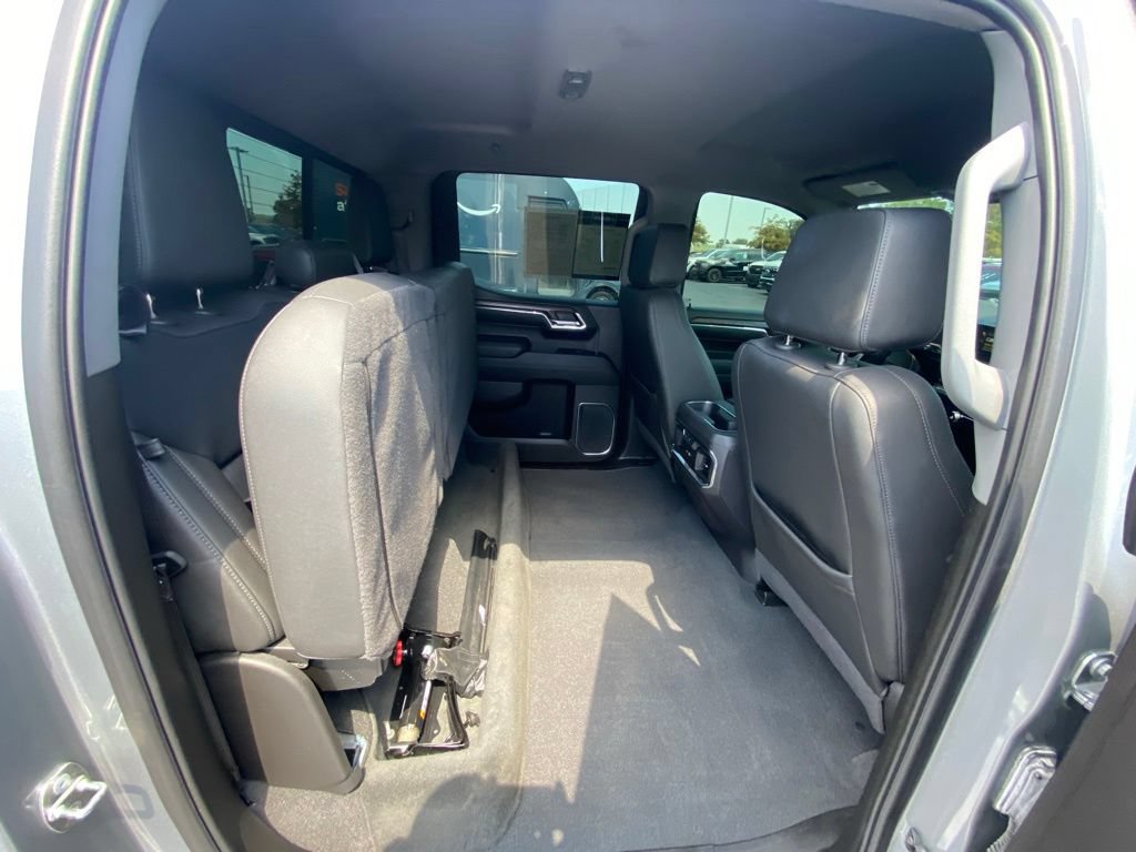 Used 2024 GMC Sierra 1500 SLT w/ SLT Convenience Package AWD/4WD image 29