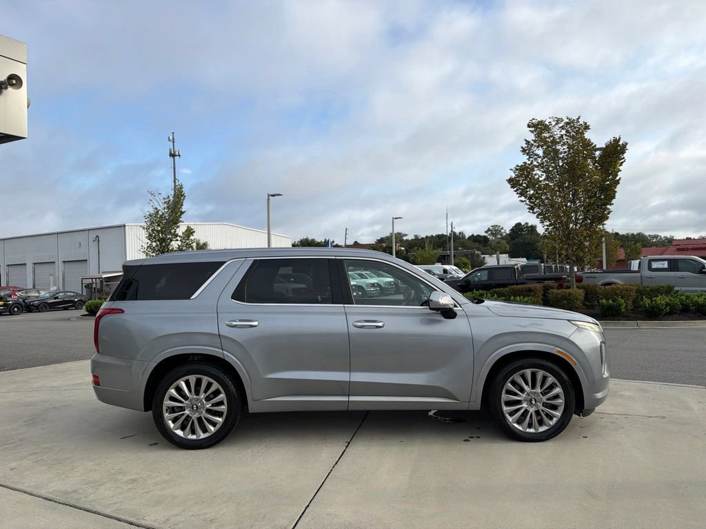 Used 2020 Hyundai Palisade Limited FWD image 12