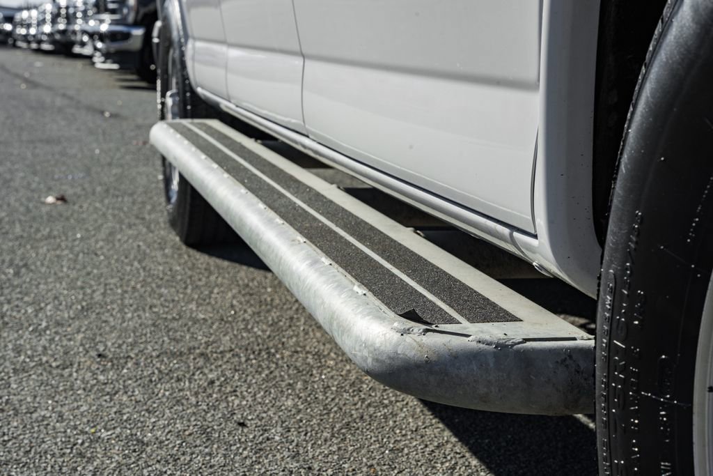 Used 2023 GMC Savana 2500 image 18