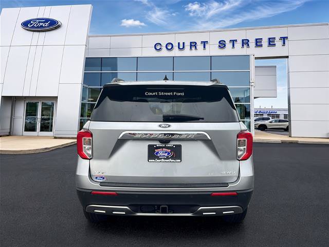 Certified 2023 Ford Explorer XLT w/ Equipment Group 202A AWD/4WD image 7