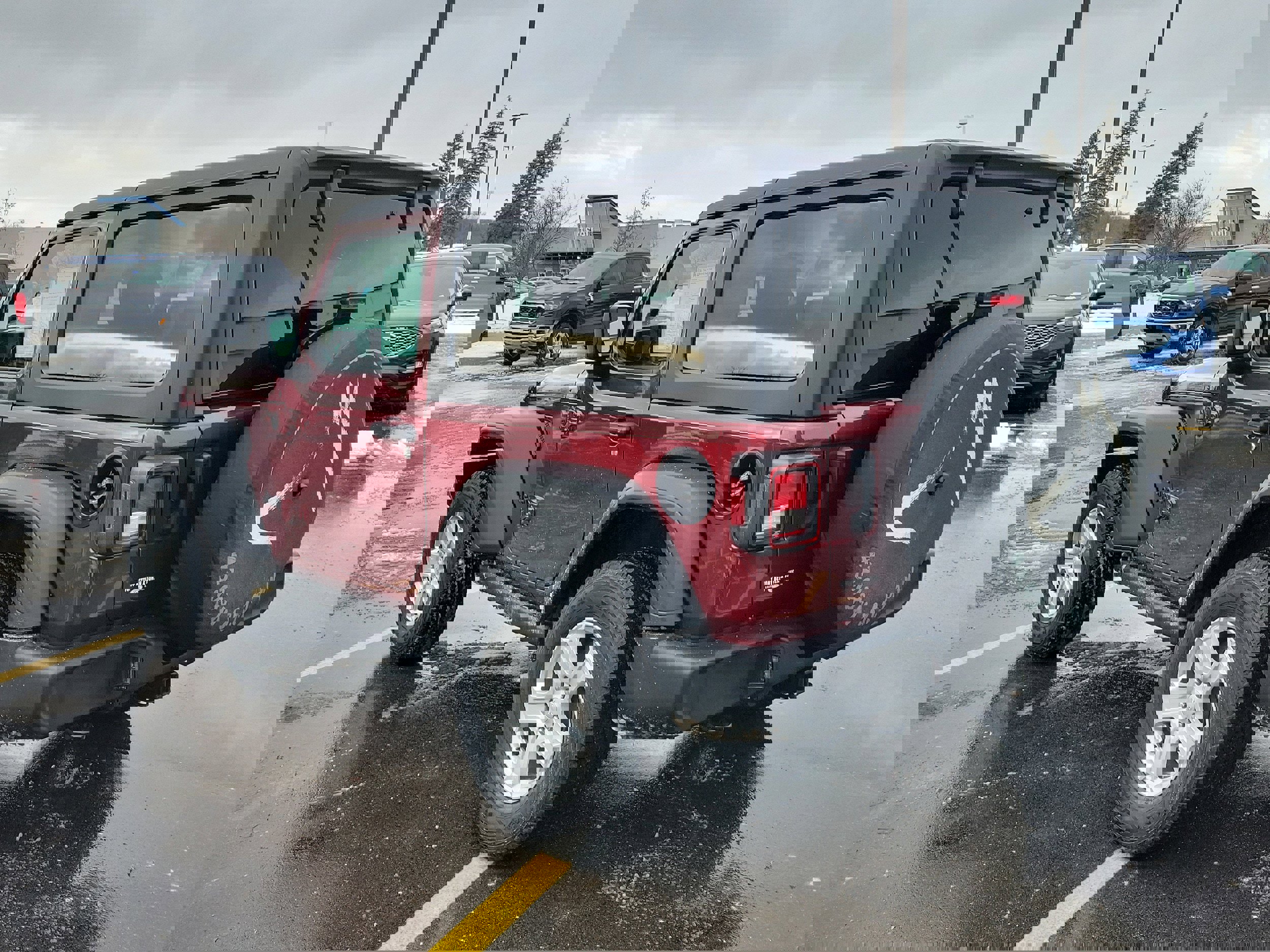 Used 2021 Jeep Wrangler Sport image 3