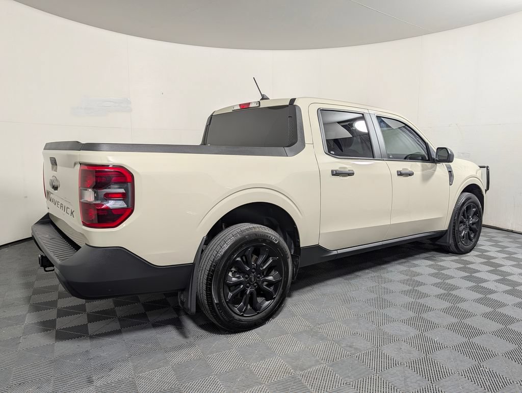 Certified 2024 Ford Maverick XLT w/ XLT Luxury Package FWD image 2