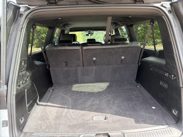 Used 2024 Jeep Wagoneer L Series II w/ Flexible Seating Group image 12