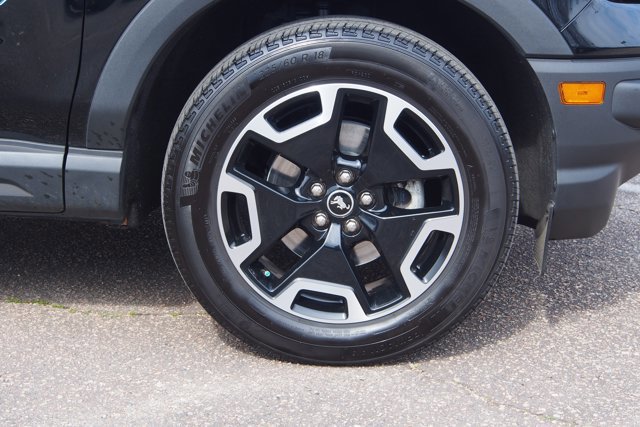 Certified 2022 Ford Bronco Sport Outer Banks w/ Tech Package image 9