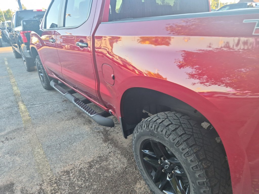 Used 2021 Chevrolet Silverado 1500 LT Trail Boss w/ Bed Protection Package AWD/4WD image 13