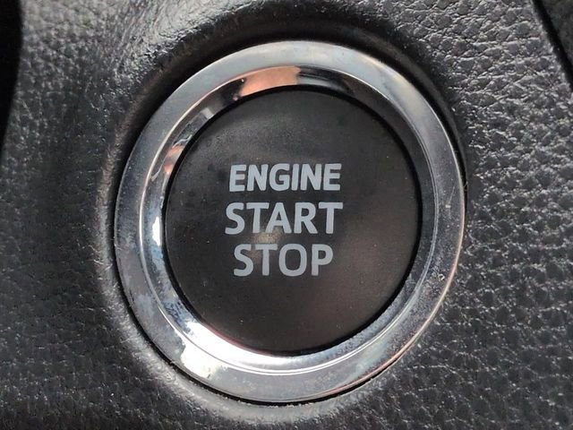 Used 2022 Toyota RAV4 XLE Premium AWD/4WD image 28