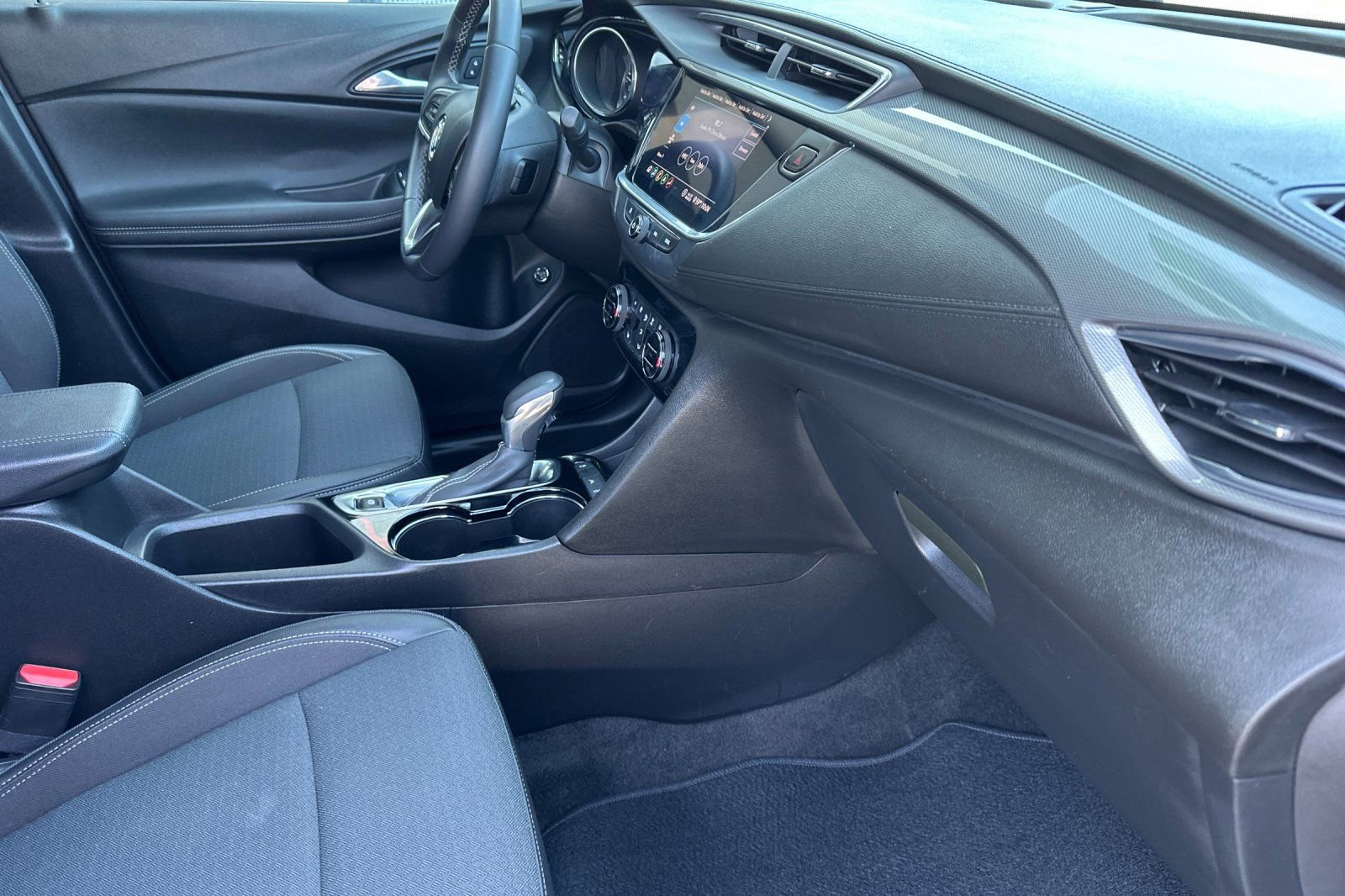 Used 2020 Buick Encore GX Select w/ Advanced Technology Package FWD image 18