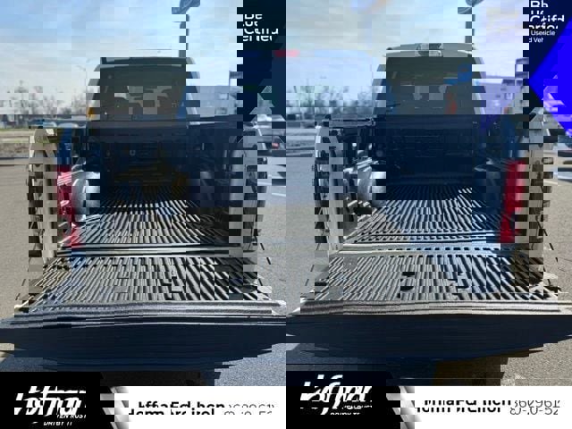 Certified 2017 Ford F150 XLT AWD/4WD image 8