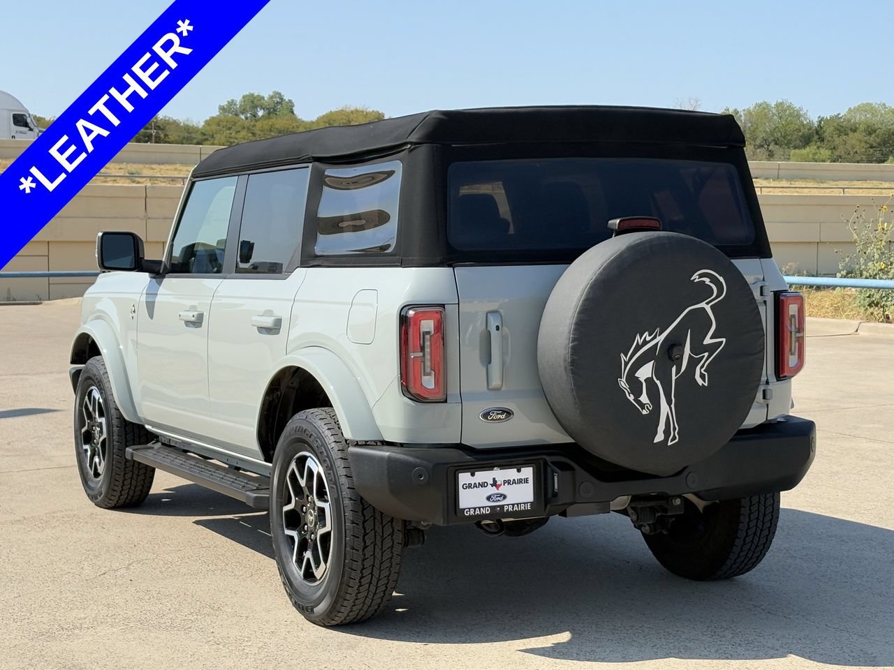 Certified 2024 Ford Bronco Outer Banks AWD/4WD image 6