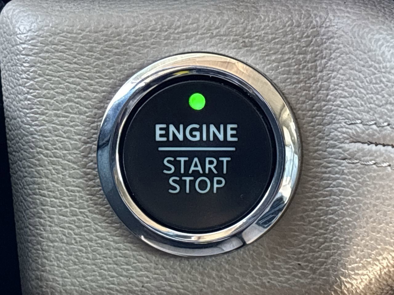 Certified 2022 Ford Expedition Limited image 33