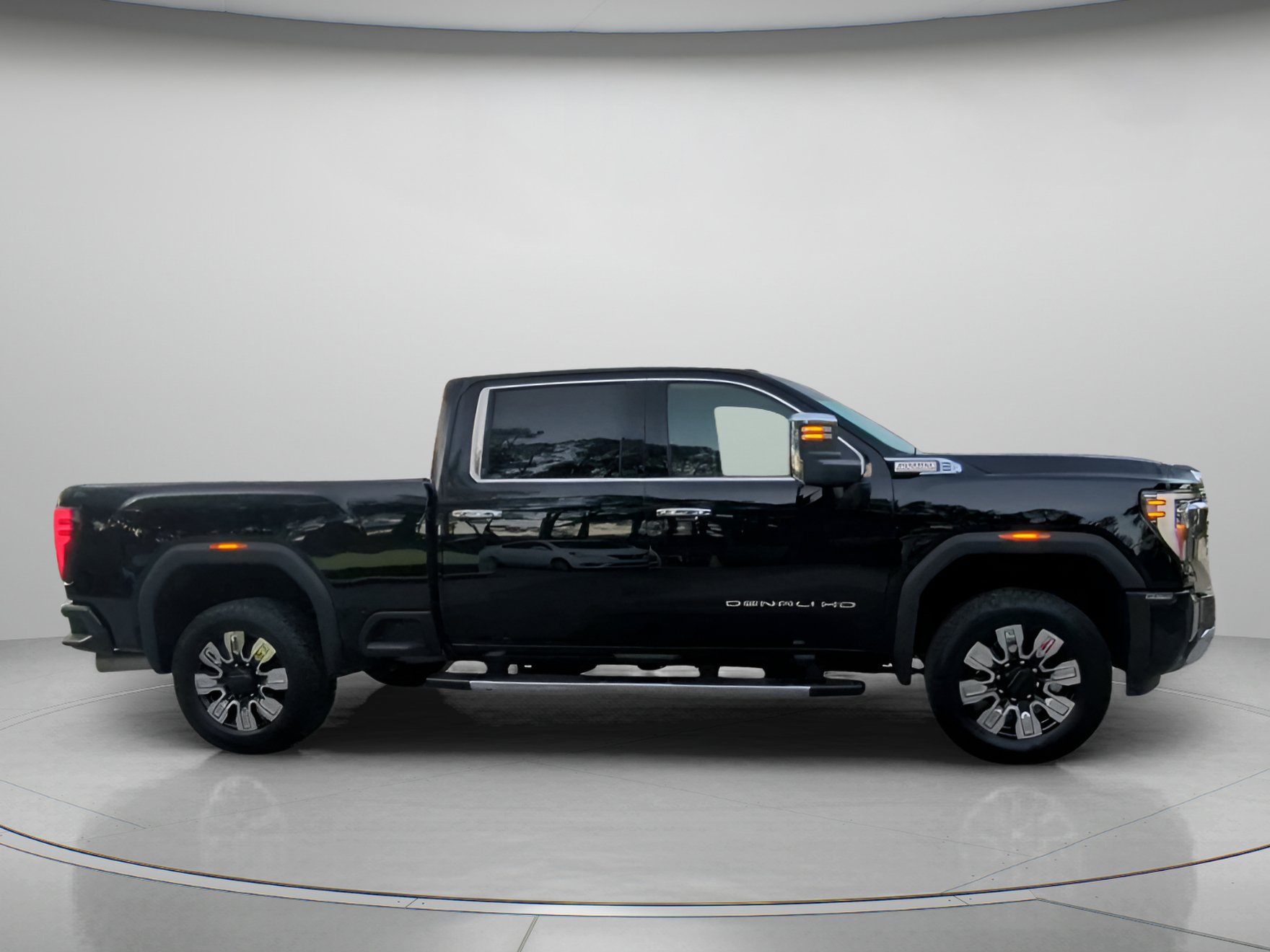 Used 2024 GMC Sierra 2500 Denali w/ Denali Reserve Package AWD/4WD image 33