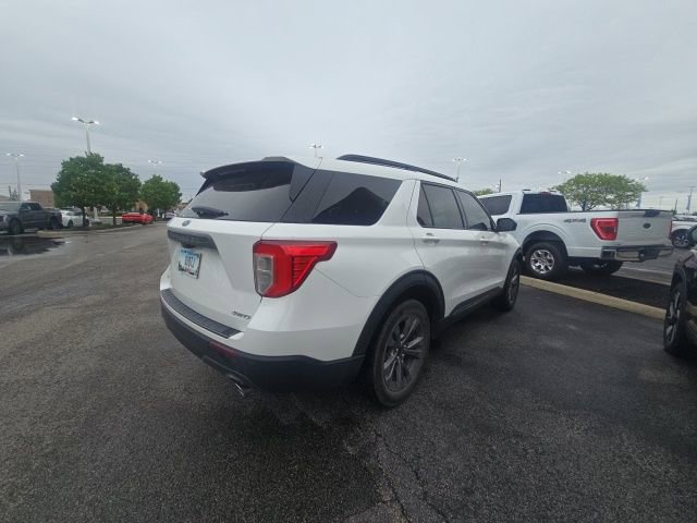 Certified 2021 Ford Explorer XLT w/ Equipment Group 202A AWD/4WD image 5