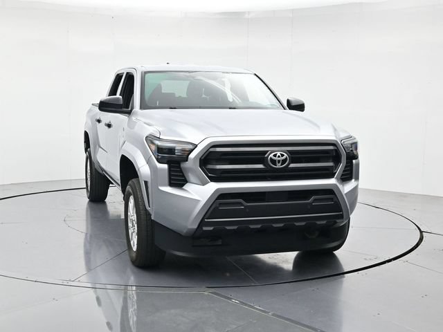 Used 2024 Toyota Tacoma SR w/ SR Upgrade Package AWD/4WD image 4