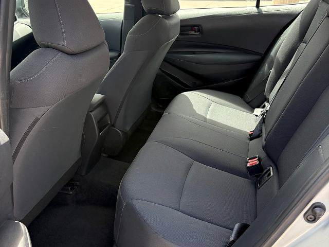 Used 2022 Toyota Corolla LE FWD image 6
