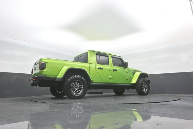 Used 2025 Jeep Gladiator Mojave w/ Convenience Group AWD/4WD image 33