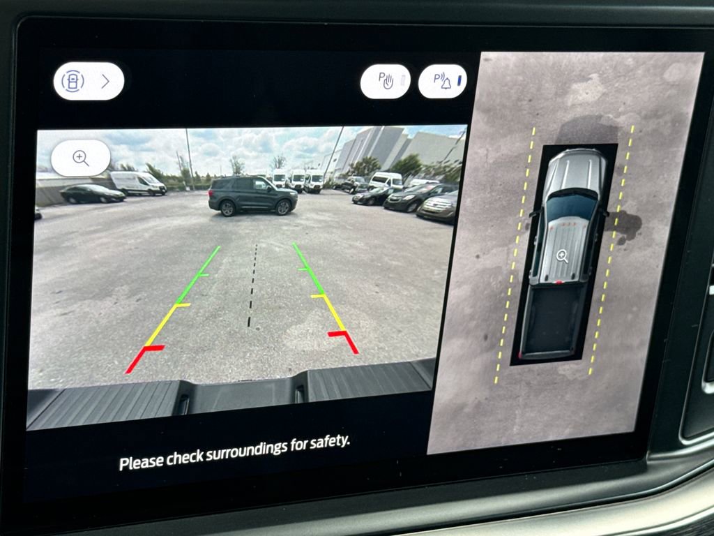 Certified 2023 Ford F350 Lariat w/ Chrome Package image 23