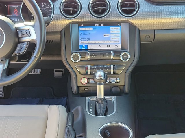 Certified 2019 Ford Mustang Convertible w/ Equipment Group 101A image 19