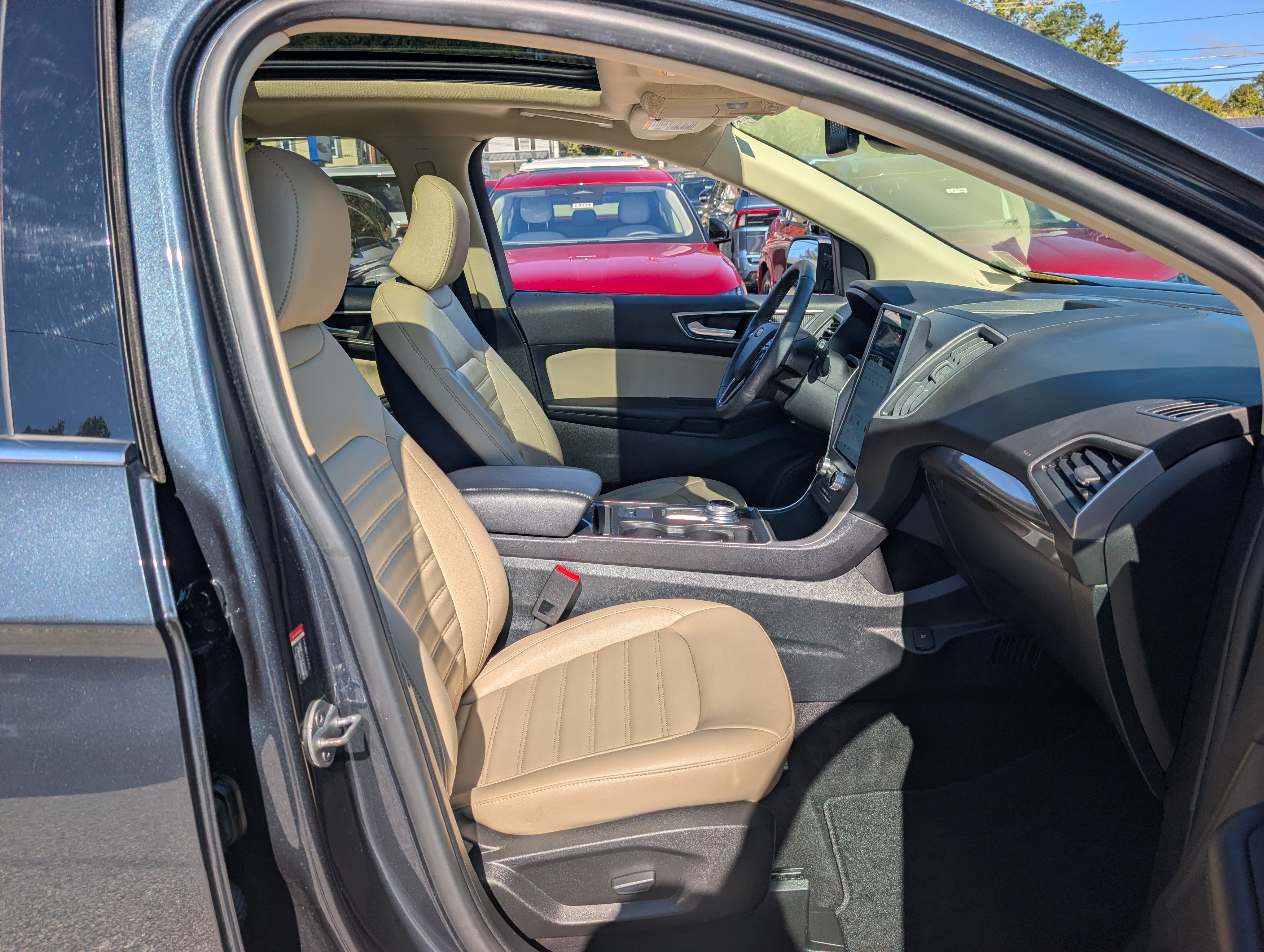 Certified 2023 Ford Edge SEL w/ Convenience Package AWD/4WD image 12
