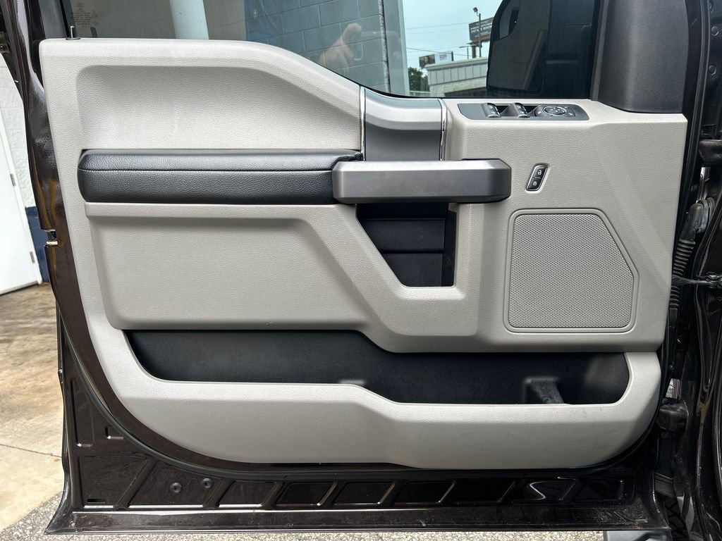 Certified 2019 Ford F150 XLT w/ Equipment Group 302A Luxury AWD/4WD image 9