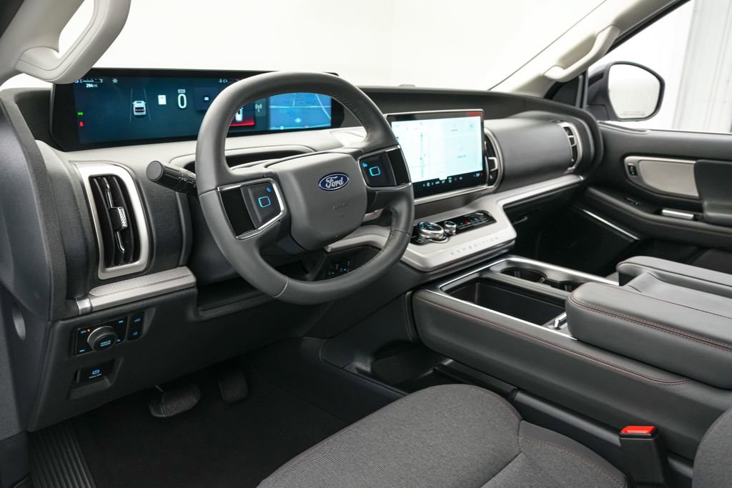 Certified 2025 Ford Expedition Max Active image 12