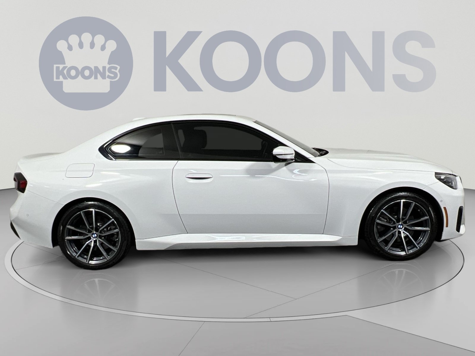 Used 2024 BMW 230i Coupe w/ Convenience Package RWD image 12