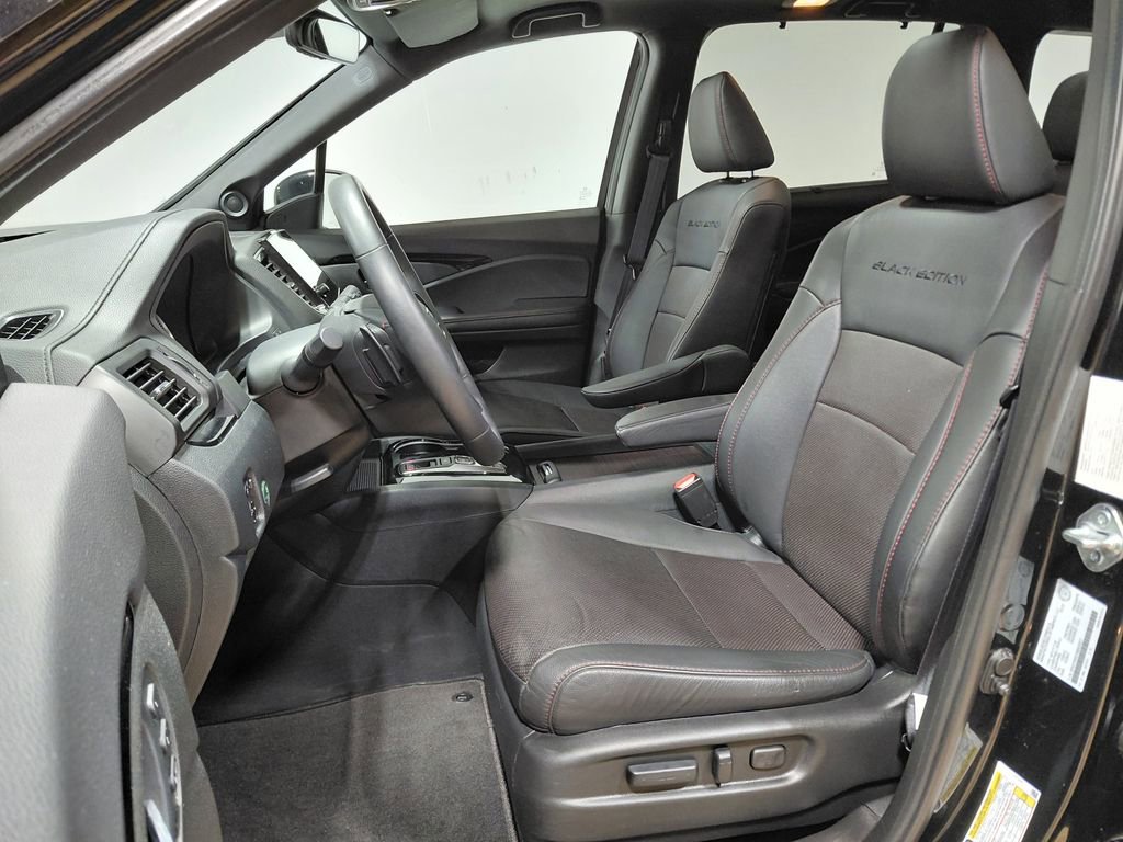 Used 2022 Honda Pilot Black Edition image 4