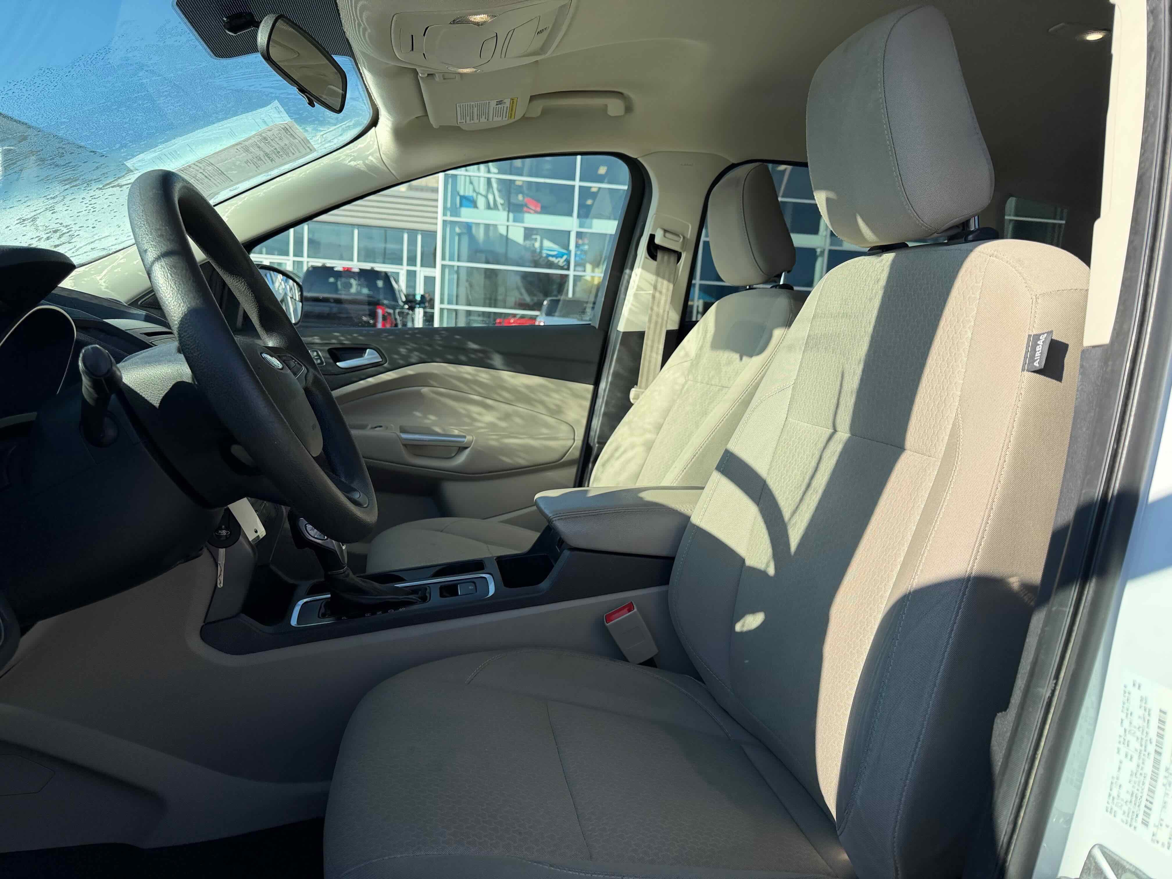 Certified 2018 Ford Escape SE image 15
