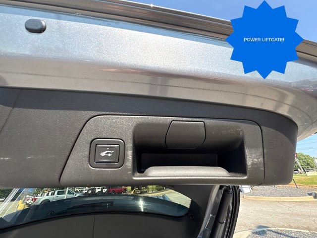 Used 2021 Buick Envision Essence FWD image 28