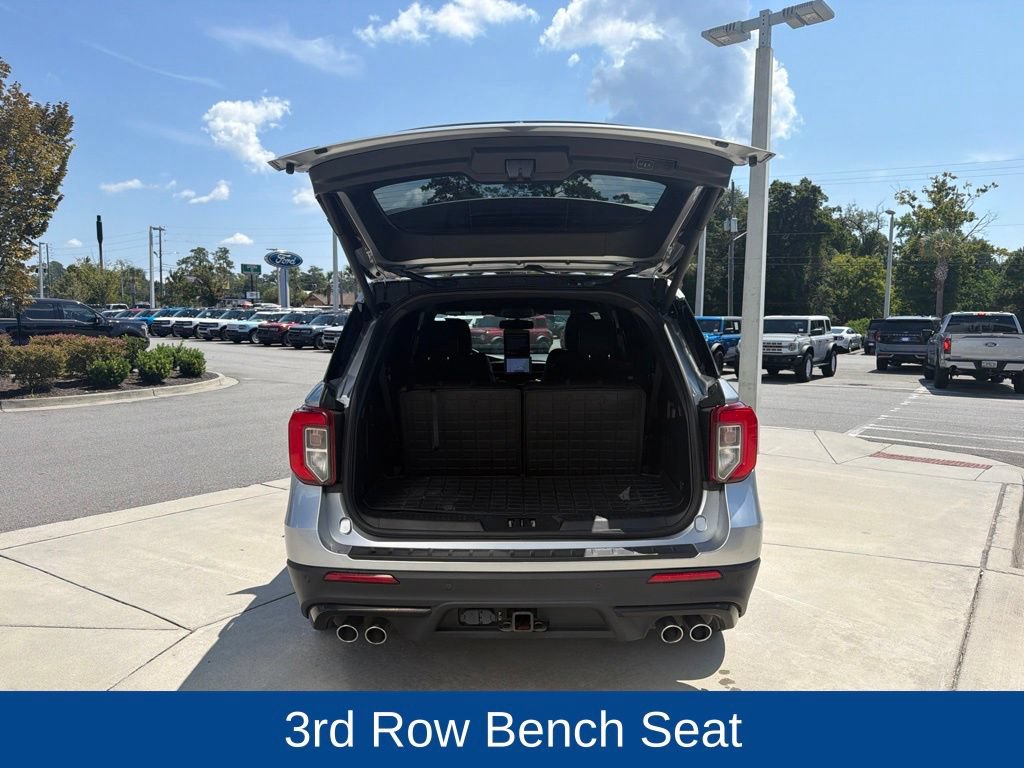 Certified 2022 Ford Explorer ST w/ ST Street Pack RWD image 4