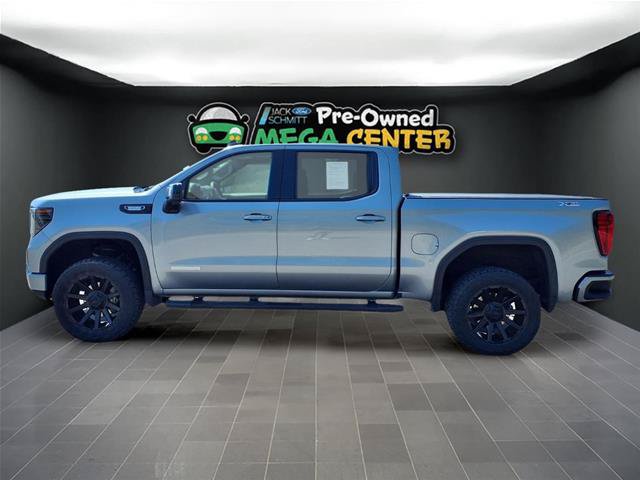 Used 2024 GMC Sierra 1500 Elevation w/ Elevation Premium Package AWD/4WD image 3