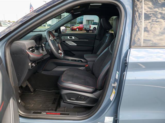 Certified 2025 Ford Explorer ST AWD/4WD image 2