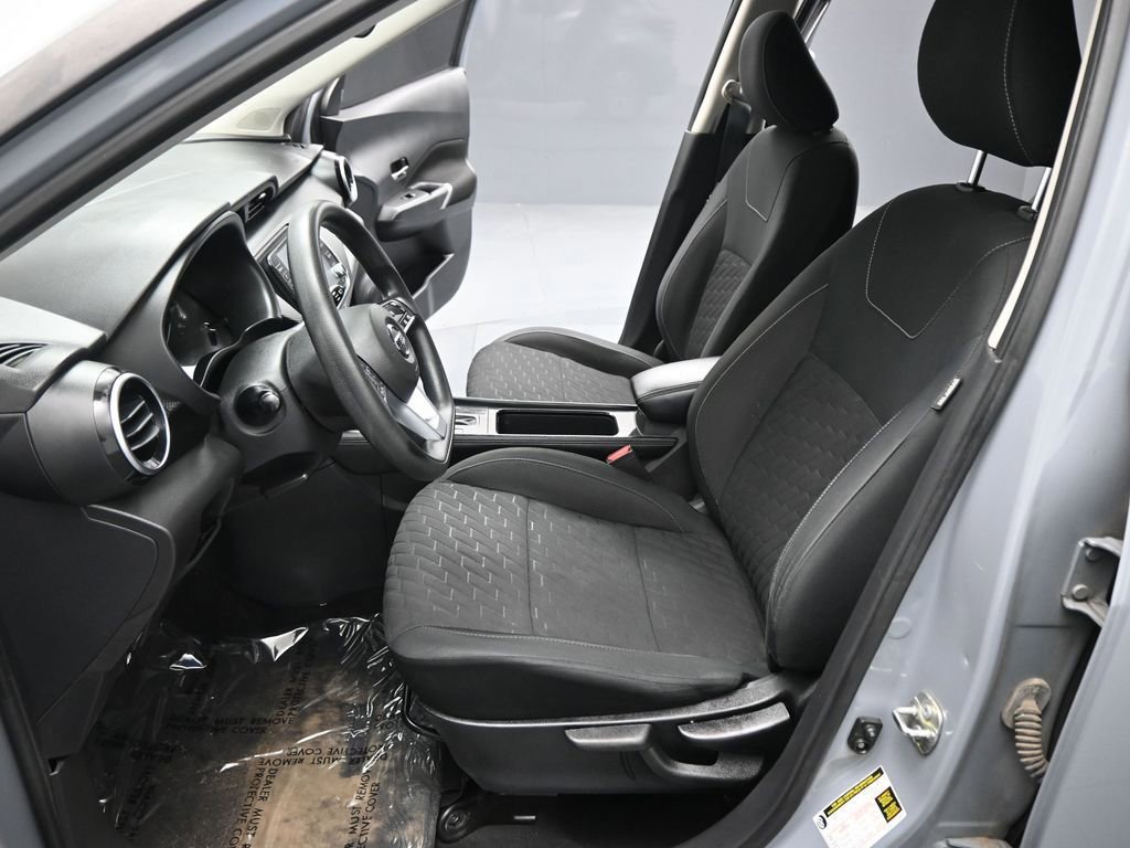 Used 2021 Nissan Kicks SV image 39