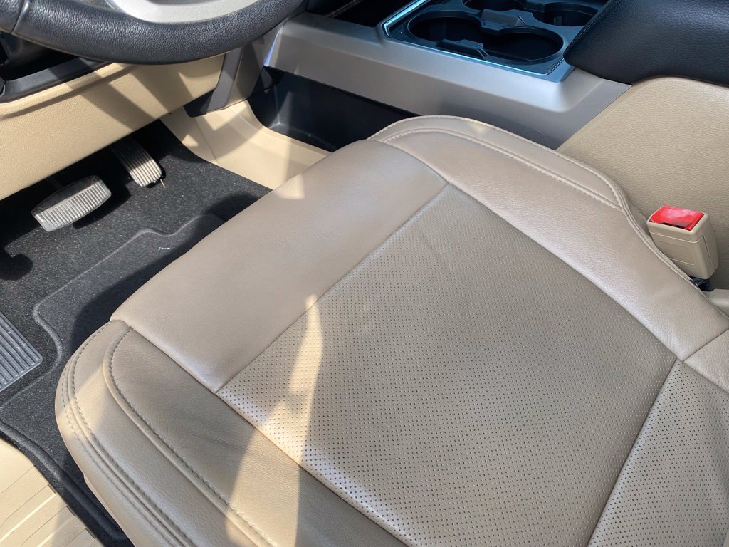 Certified 2019 Ford F250 Lariat w/ Lariat Value Package AWD/4WD image 12