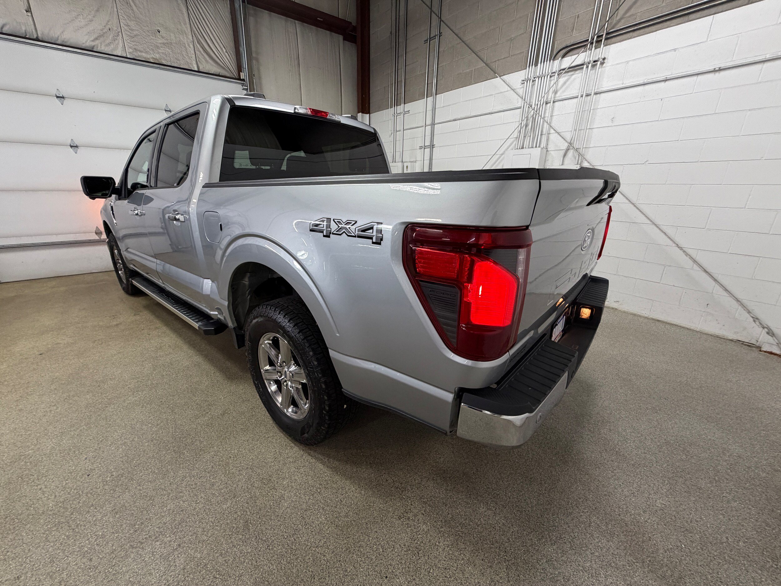 Certified 2024 Ford F150 XLT AWD/4WD image 8