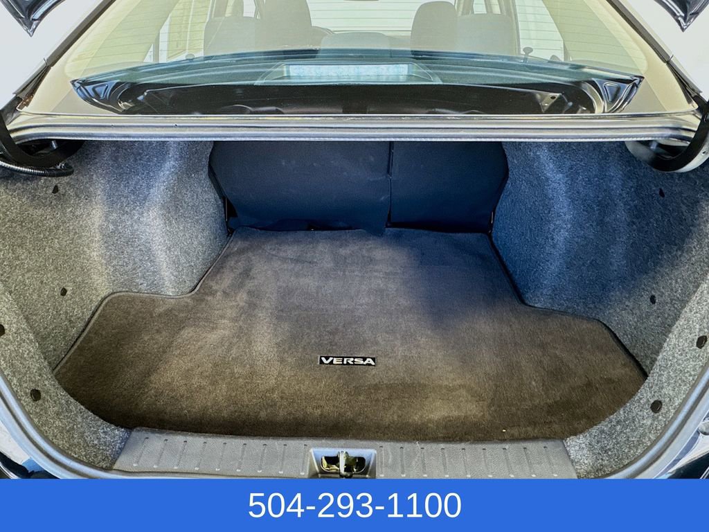 Used 2025 Nissan Versa SV image 22