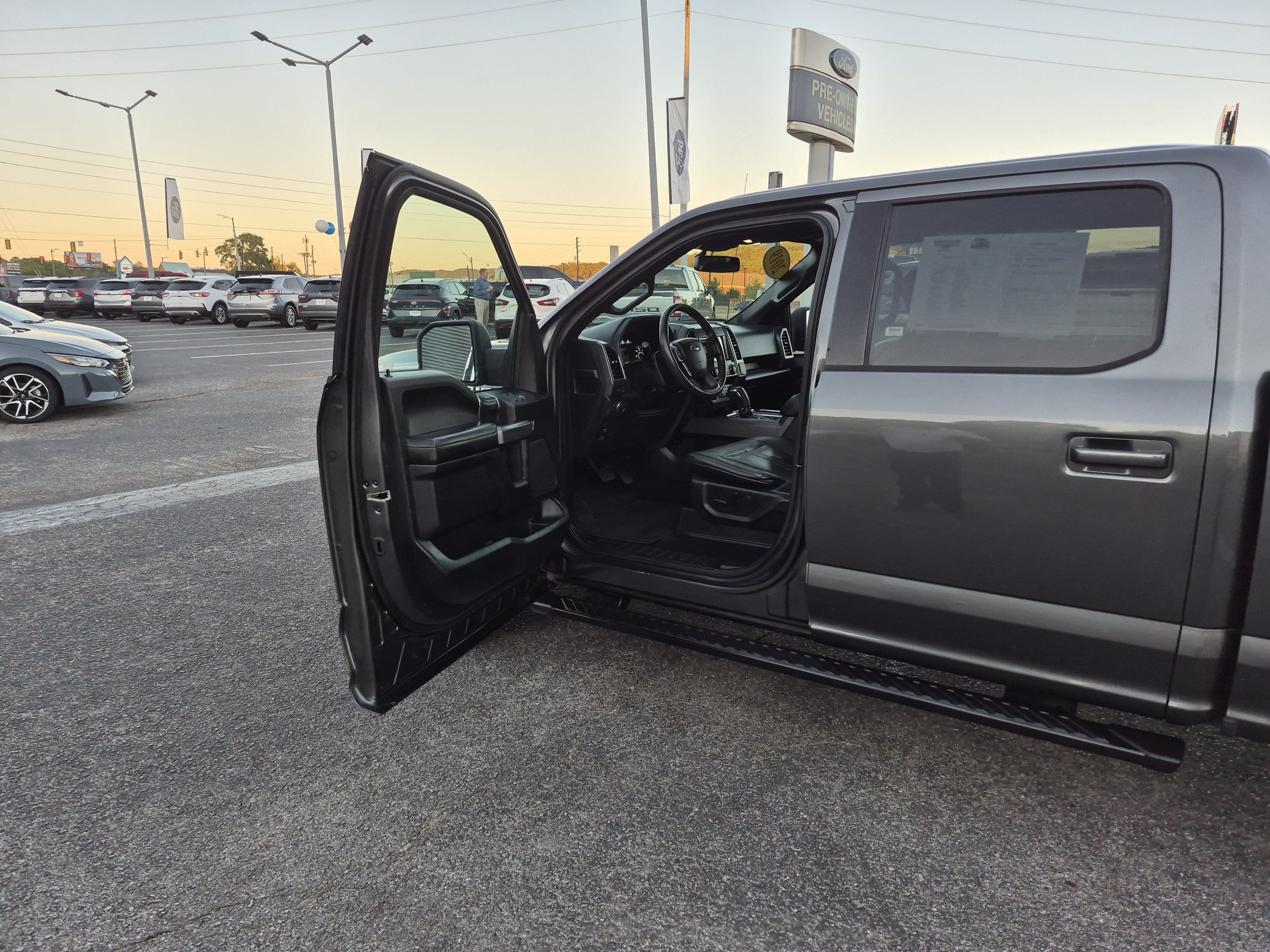Certified 2019 Ford F150 XLT w/ Equipment Group 302A Luxury AWD/4WD image 10