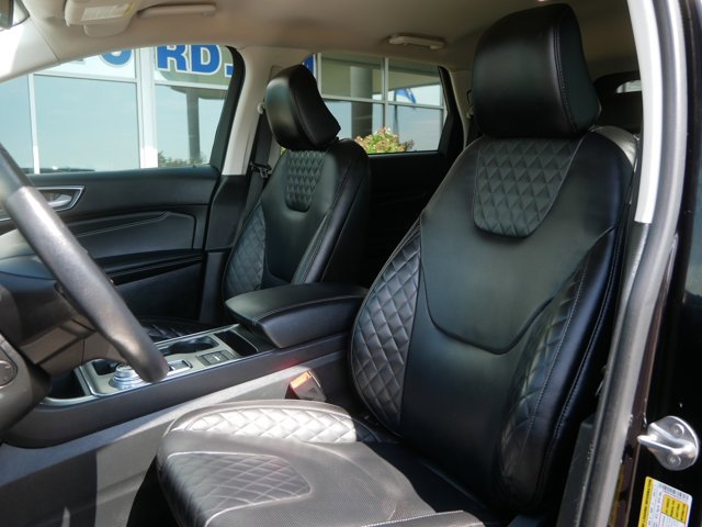 Certified 2023 Ford Edge Titanium w/ Equipment Group 301A AWD/4WD image 10